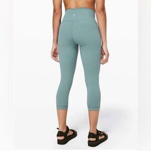 4071 -LULULEMON Aquatic Green Wunder Under High Rise Luxtreme Crop Leggings- 21”